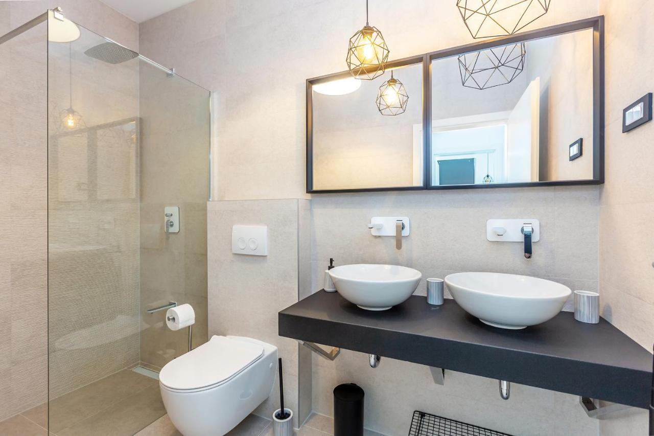 Luxury Apartment Noa ニヴィーチェ エクステリア 写真