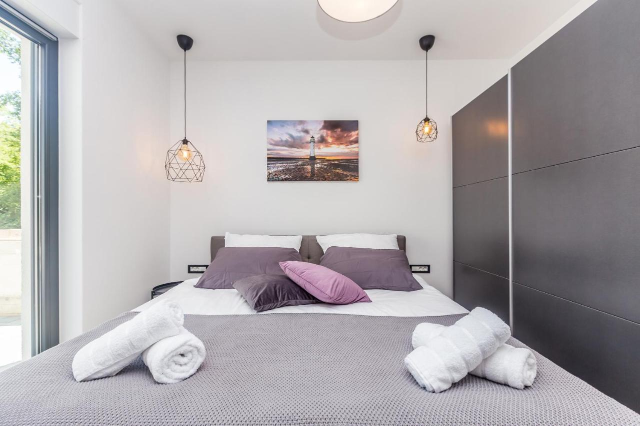Luxury Apartment Noa ニヴィーチェ エクステリア 写真